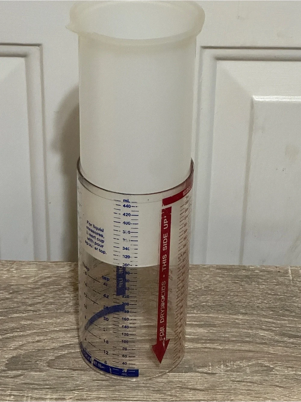 Pampered Chef Measure All Large 2 Cup Wet Dry Liquid Solid Measuring Cup #2225